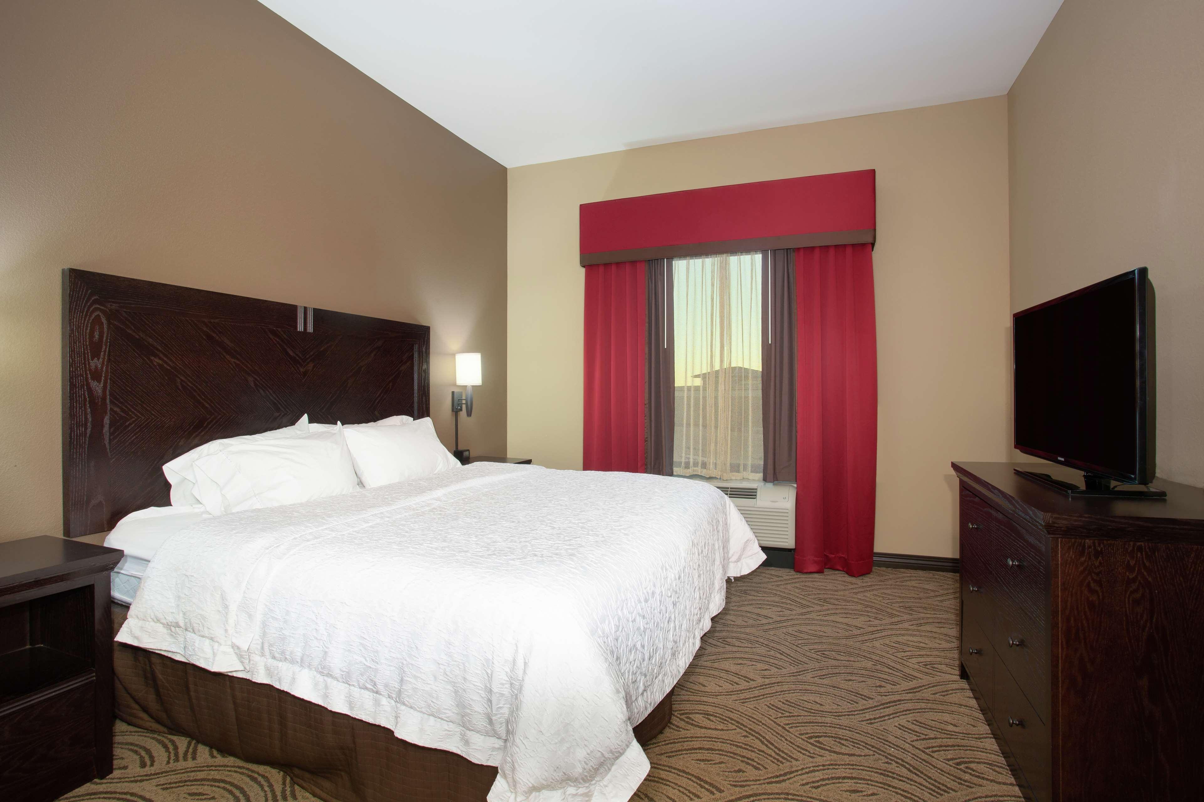 Hampton Inn & Suites I-35/Mulvane Exterior photo