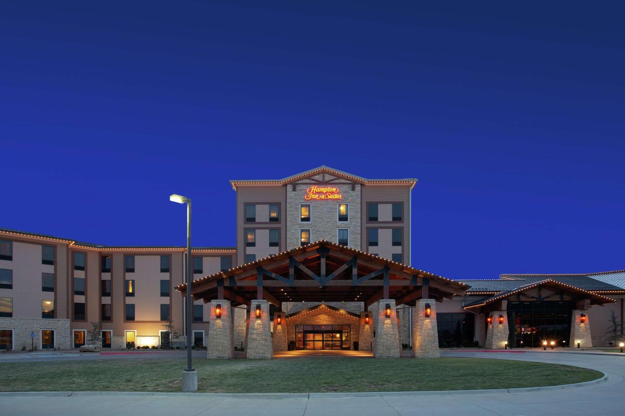 Hampton Inn & Suites I-35/Mulvane Exterior photo